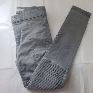 Gap high rise true skinny jeans Gray size 27R